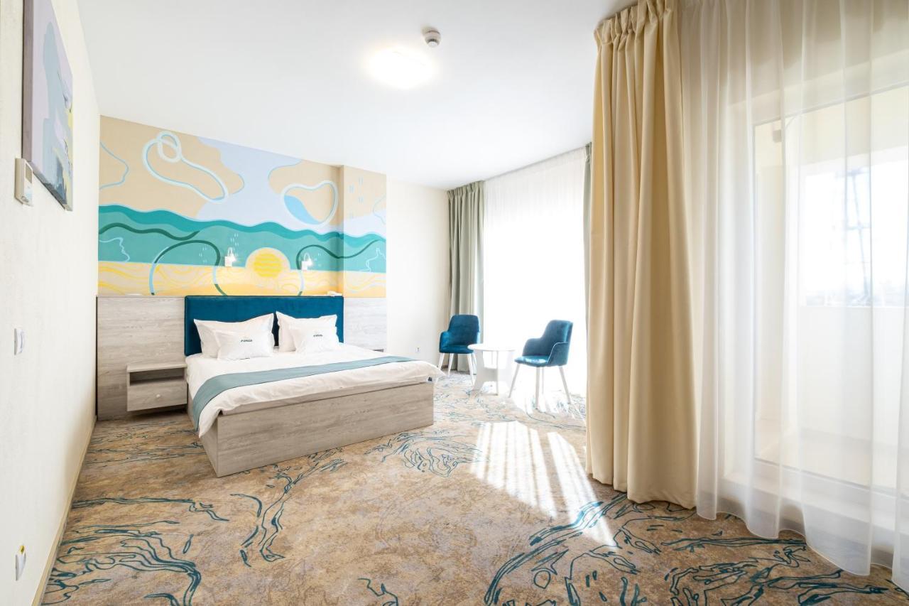 Fiald Hotel & Spa Bacau Bagian luar foto